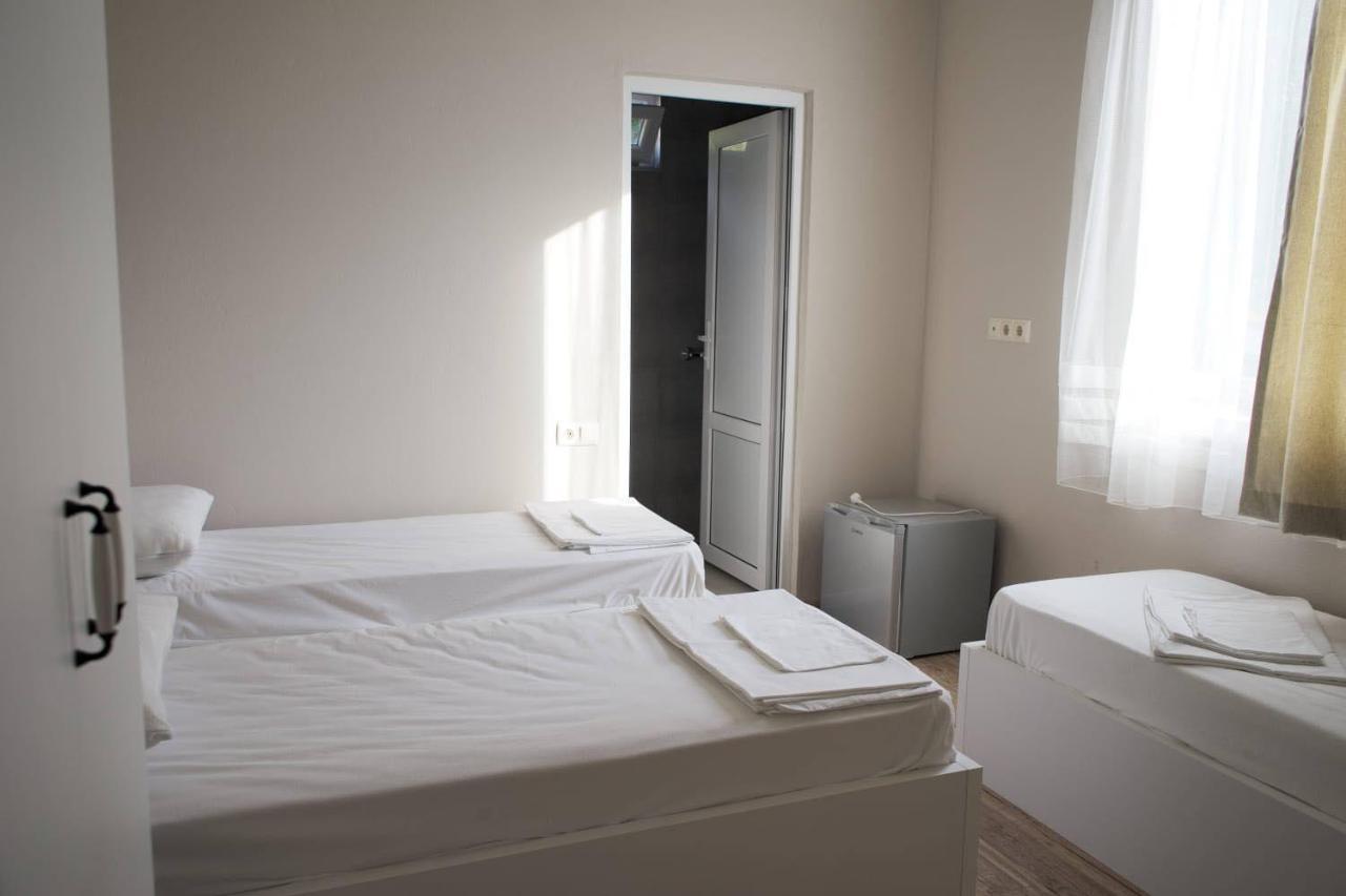Nira Hotel 고니오 외부 사진