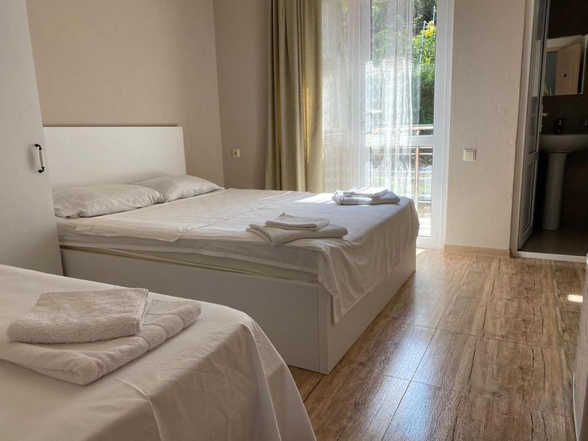 Nira Hotel 고니오 외부 사진